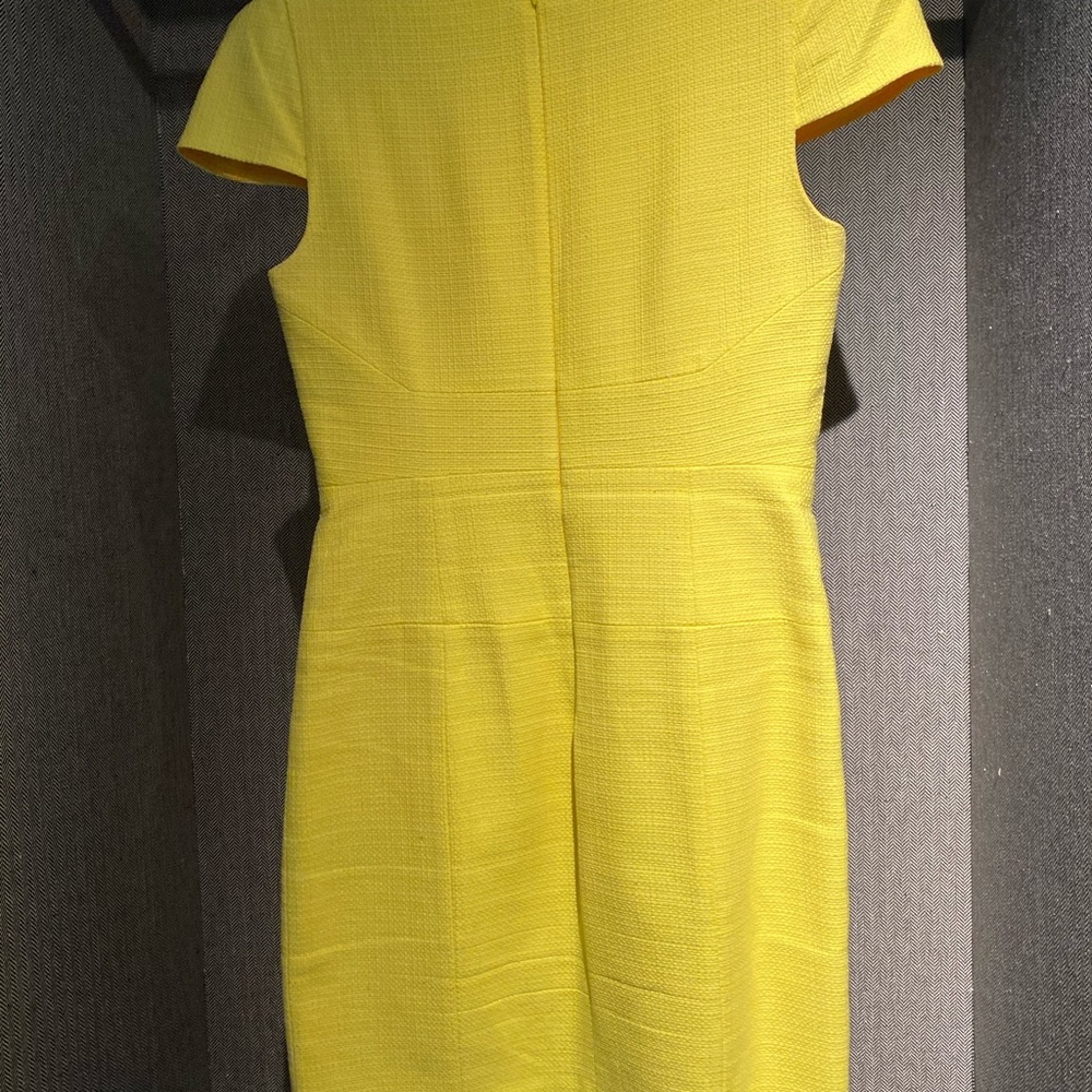4.Collective basket weave dress - Picture 3 of 4